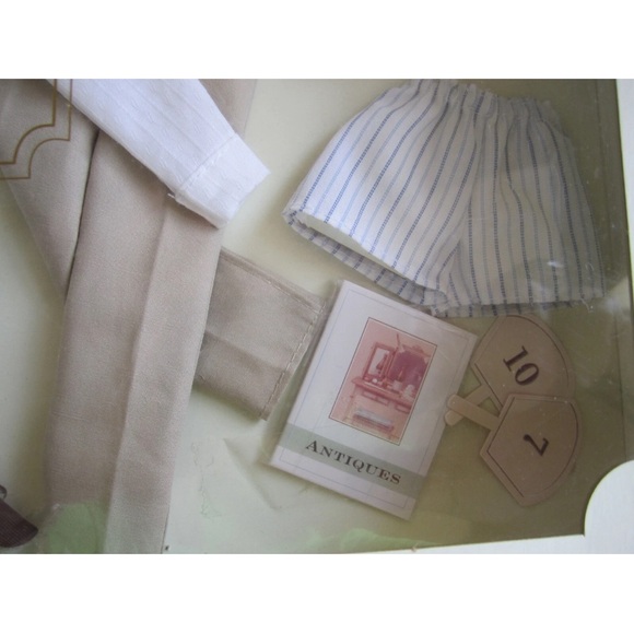 Barbie & Ken BFMC New England Escape NRFB - Picture 10 of 10